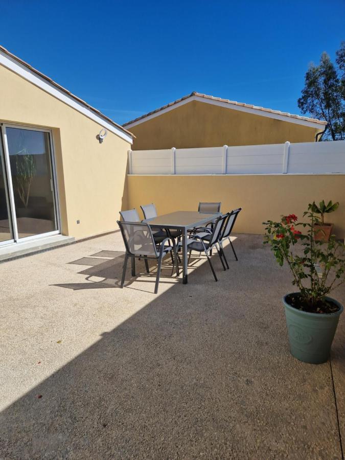 La Jolie Pradelle Vila Virsac Exterior foto